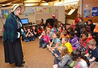 Cynthia Hoskey Brings History to Life for Students at Annehurst Elementary School